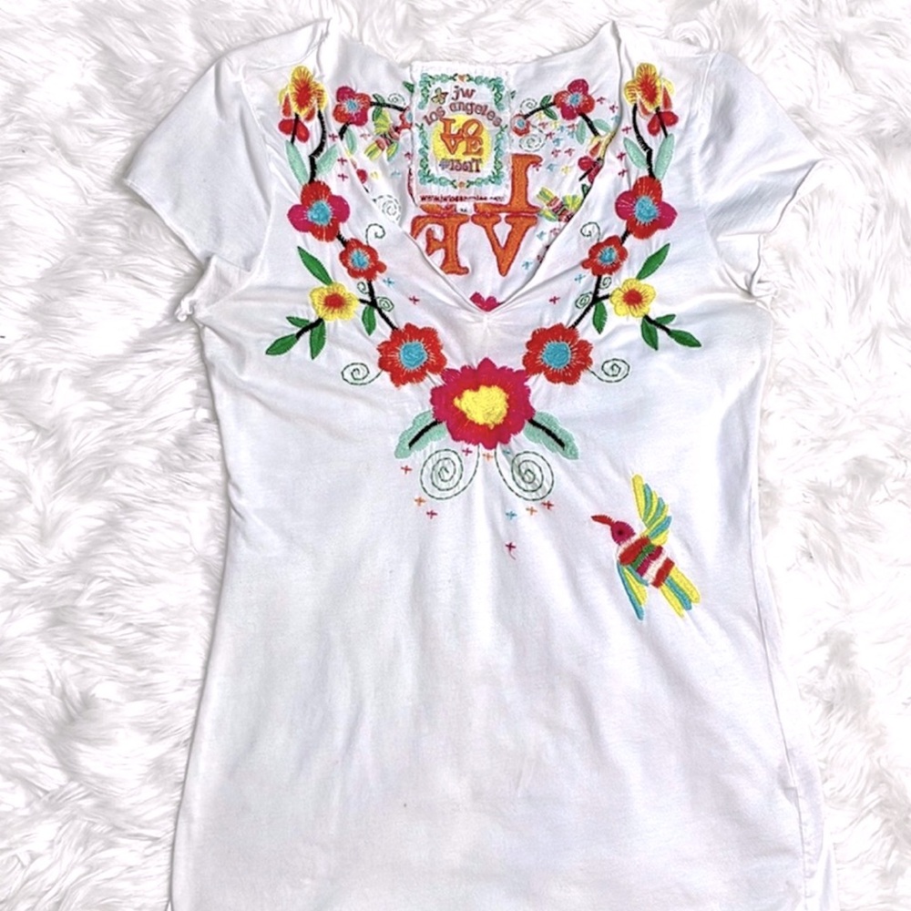 Johnny Was White love hummingbird Floral Embroidered V-Neck